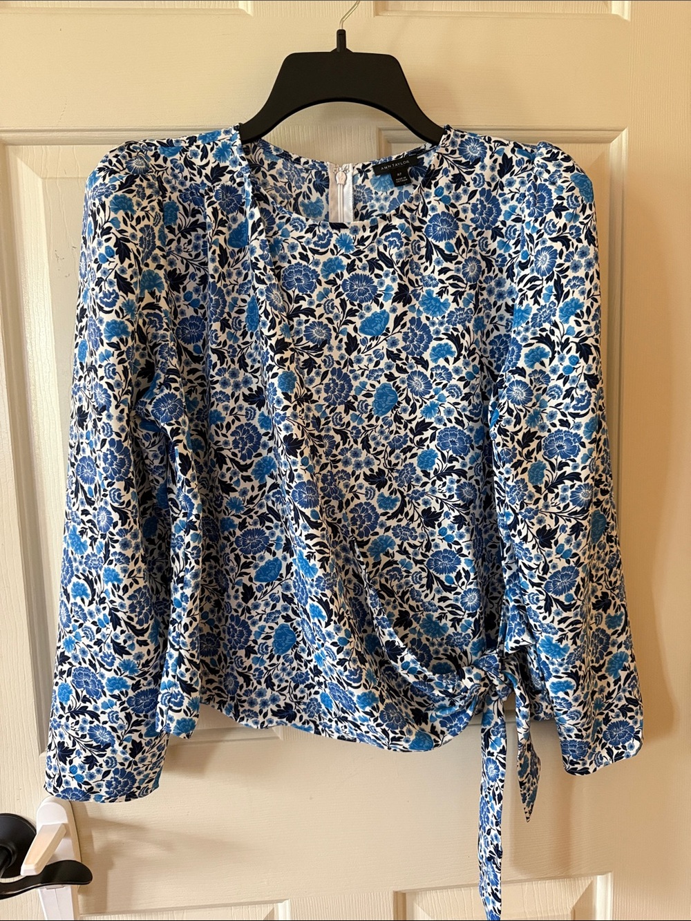 Ann Taylor White and Blue Floral Side Tie Blouse